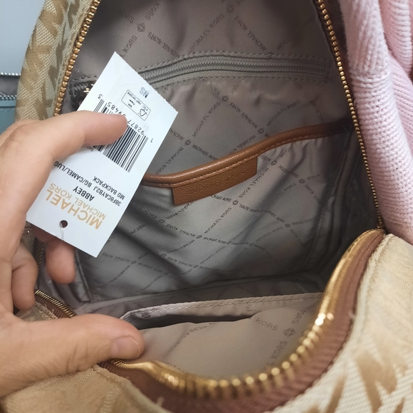 Mk backpack - Picture 4 of 5